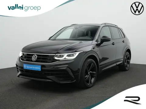 Volkswagen Tiguan 1.4 TSI eHybrid 245 pk DSG R-Line | Trekhaak | Adaptief onderstel | IQ Light | Stu