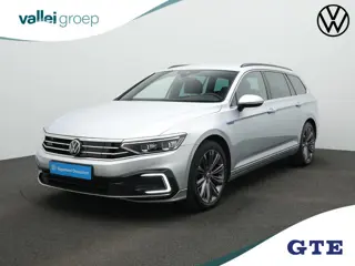 Volkswagen Passat 1.4 TSI 218 pk PHEV GTE | IQ Light | Achteruitrijcamera | Adaptive Cruise | Stuur-