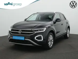 Volkswagen T-Roc 1.5 TSI 150 pk DSG Style | Trekhaak | Stuur-/stoelverwarming | Adaptive Cruise | Na