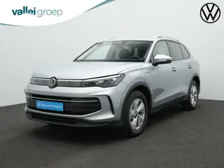 Volkswagen Tiguan 1.5 eHybrid 204 pk DSG Life | Achteruitrijcamera | Stuur-/stoelverwarming | Adapti