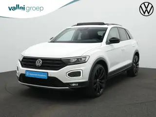 Volkswagen T-Roc 1.5 TSI 150 pk DSG Sport | Panoramadak | Achteruitrijcamera | Adaptive Cruise | Ele