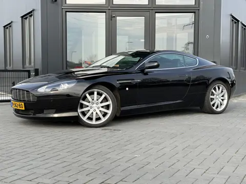 Aston Martin DB9 5.9 V12 Touchtronic 100 % Dealeronderhouden | Super netjes