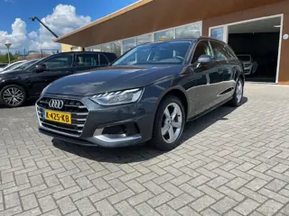 Audi A4 Avant 35 TFSI Business Edition Automaat (bj 2021)