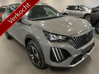 Peugeot 2008 1.2 Hybrid 136 Allure NAVIGATIE-KEYLESS ENTRY-DRAADLOZE TELEFOONLADER-ADAPTIVE CRUISE C