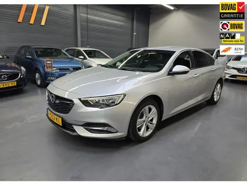 Opel Insignia Grand Sport 1.5 Turbo Business Executive LEDER CAMERA CARPLAY ACC NAP NL AUTO