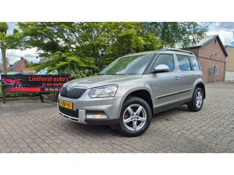 Skoda Yeti Outdoor 1.4 TSI Greentech Adventure LEDER-CLIMA-NAVI-BJ 2015