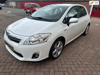 Toyota Auris 1.8 Full Hybrid Dynamic NAVI CAMERA NAP APK