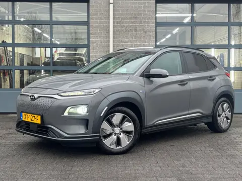 Hyundai Kona EV Premium 64 kWh | SCHUIFDAK | SOH 98 % | 1E EIGENAAR |