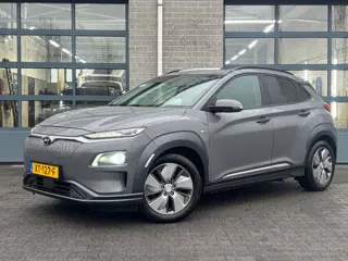 Hyundai Kona EV Premium 64 kWh | SCHUIFDAK | SOH 98 % | 1E EIGENAAR |