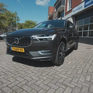 VOLVO XC60 2.0 T8  AWD INSCRIPTION  BOWERS&WILKENS PANO DAK