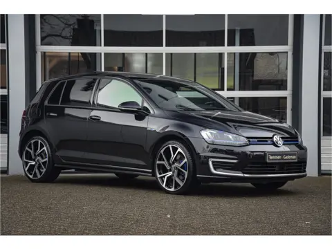 Volkswagen Golf 1.4 TSI GTE (bj 2016, automaat)