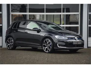 Volkswagen Golf 1.4 TSI GTE (bj 2016, automaat)