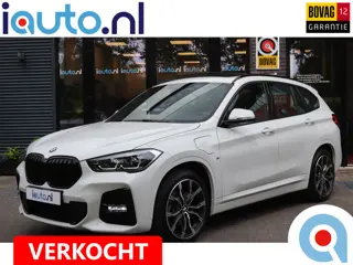 BMW X1 xDrive25e 220pk M-Sport Shadow Line Pano/LED/Keyless/Navi+/Sfeer/Leder Dakota/DAB/19"
