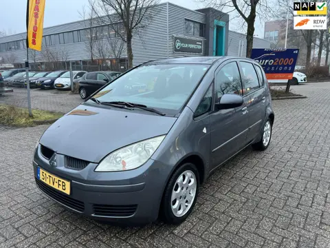 Mitsubishi Colt 1.3 Invite - AIRCO - NIEUWE JAAR APK - NAP !