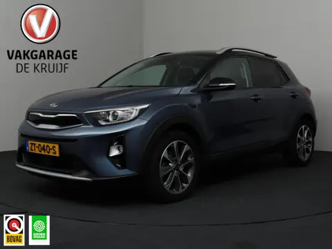 Kia Stonic 1.0 T-GDi DynamicPlusLine | Zwart Dak! | Camera | Trekhaak | Cruise Control!