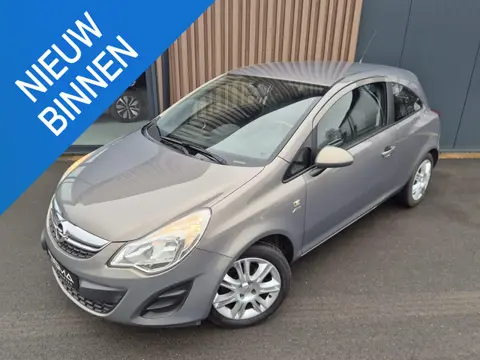 Opel Corsa 1.4-16V Active | Airco | Stuur-stoelverwarm. | Cruise