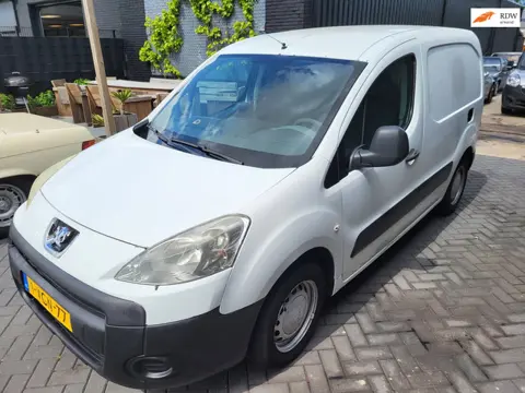Peugeot Partner 120 1.6 HDI L1 XR VAN 2 ZITTER GEEN APK
