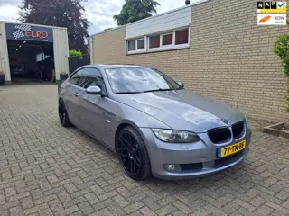 BMW 3-serie Coupé 325i Introduction