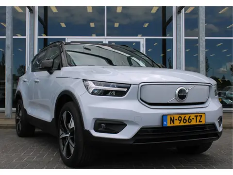 Volvo XC40 Recharge P8 408PK AWD R-Design | Adapt. Cruise | BLIS | Keyless Entry | El. Trekhaak | PD