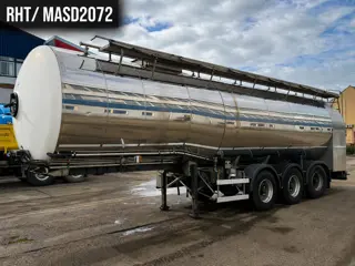 Magyar S40EBT 3AS MELKTANK (bj 2011)