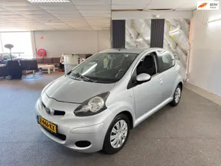 Toyota Aygo 1.0-12V Access Apk Nieuw,Airco,Carplay,Bluetooth,E-Ramen,N.A.P,5Deurs,2 sleutels,Topstaa