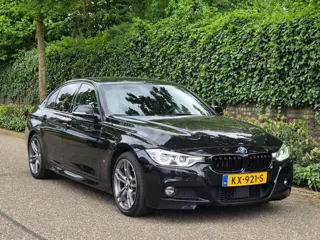 BMW 3-serie 330e M Sport Apple CarPlay Adaptieve Cruise Control Elek. Stoelen NAP TOP onderhouden 33