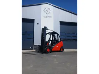 Linde H30D met freelift en sideshift.