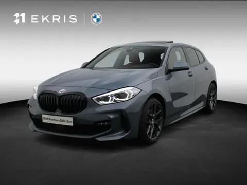 BMW 1 Serie 118i M Sportpakket | HIFI | PDC | Panoramadak | 18"