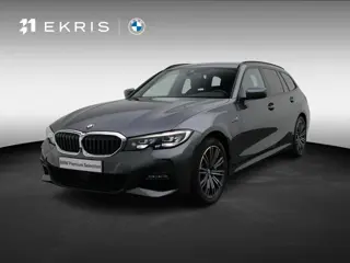 BMW 3 Serie Touring 330e xDrive M Sportpakket | Comfort Access | Trekhaak  | Active Cruise Control |