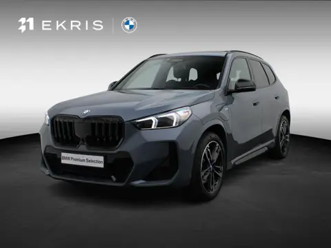 BMW X1 xDrive30e M Sportpakket | Panoramadak | Trekhaak | Harman Kardon | Head-Up Display | 19"