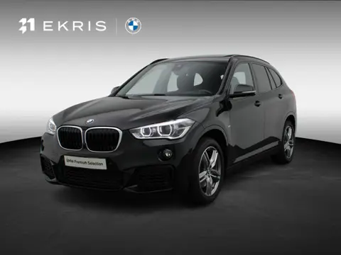 BMW X1 sDrive20i High Executive | M Sportpakket | Achteruitrijcamera | Panoramadak | Driving Assista