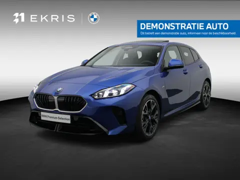 BMW 1 Serie 120 M Sportpakket | Premium Pack | Stuurwielrand Verwarmd | Comfort Access | Panoramadak