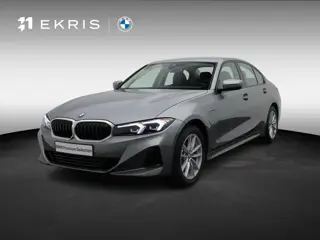 BMW 3 Serie Sedan 320e Sportstoel | Widescreen Display | Live Cockpit Plus | 17"