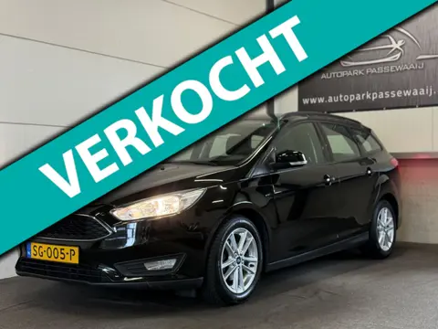 Ford Focus Wagon 1.0 Cruise Control, Apple Carplay, Trekhaak, Parkeersensoren Achter, All-Season Ban