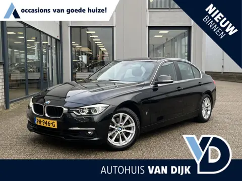 BMW 3-serie 330e High Executive | NL Auto/Leder/Clima/Cruise/Navi/Bluetooth/PDC/17"/Stoelverwarming