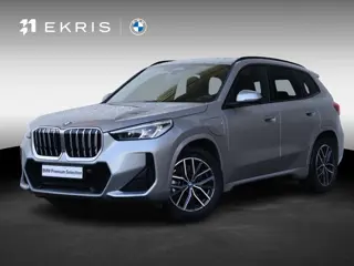 BMW X1 xDrive25e / M-sport Pakket / Stoelverwarming voor / Trekhaak / Lentevoordeel
