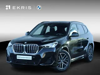 BMW X1 sDrive20i M Sportpakket/ Elektrische Trekhaak/ Sportstoelen/ Sportstoelen/ Getint Glas/ Achte