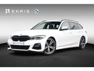 BMW 3-serie Touring 318i Business Edition Plus / M-Sportpakket / Panoramadak / Achteruitrijcamera / 