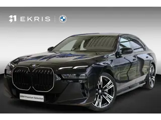BMW i7 xDrive60 | M Sportpakket Pro | Massagestoelen | Sky Lounge Panoramadak | Elektr. Trekhaak