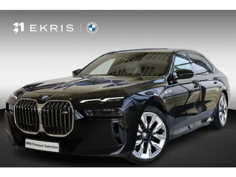 BMW 7 Serie M760e xDrive | Head-Up Display | Panoramadak | Driving + Parking Ass. Professional 360 C