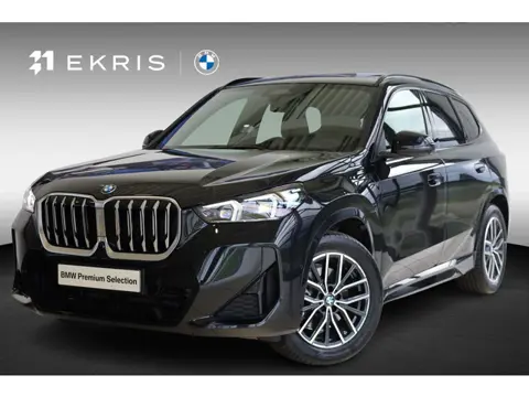 BMW X1 xDrive25e M Sportpakket | Elektrische Trekhaak | Panoramadak | Comfort-access | Driving Assis