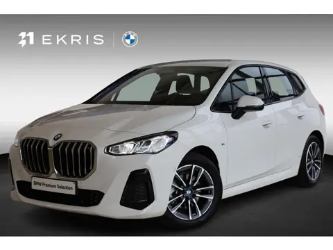 BMW 2 Serie Active Tourer 220i | M Sportpakket | Sportstoelen | Achteruitrijcamera | Lentevoordeel