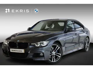 BMW 3 Serie Sedan 318i Executive | M Sport | 19 inch | M Sportremsysteem | Achteruitrijcamera | Geti