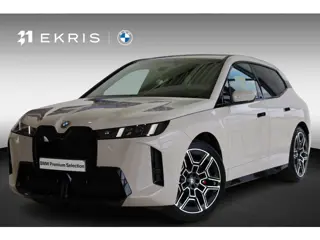 BMW iX xDrive60 | M Sportpakket Pro | Harman/Kardon | Driving Assistant Professional | Trekhaak