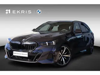 BMW 5-serie Touring 530e | M Sport Edition | Harman Kardon | Innovation Pack | Glazen Panoramadak | 