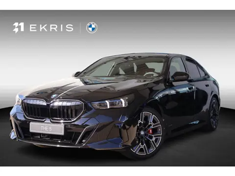 BMW 5 serie 530e M Sport Edition | M Sportpakket Pro | Travel Pack | Comfort Pack | Bowers & Wilkins