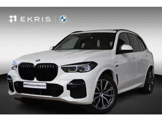 BMW X5 xDrive45e High Executive | M Sportpakket | Panorama Dak | Driving Assistant Plus | Lentevoord