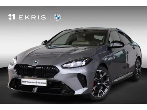 BMW 2 Serie Gran Coupé 220 M Sportpakket Pro | Voorstoelen Verwarmd | Stuurwiel Verwarmd | Achteruit