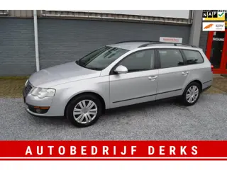 Volkswagen Passat Variant 1.4 TSI Highline Automaat Airco Navi Trekhaak APK