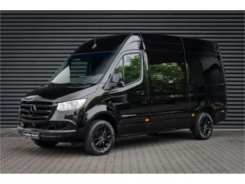 Mercedes-Benz Sprinter 317 cdi L2H2 RWD Trekhaak 3.500 kg - Black Pack